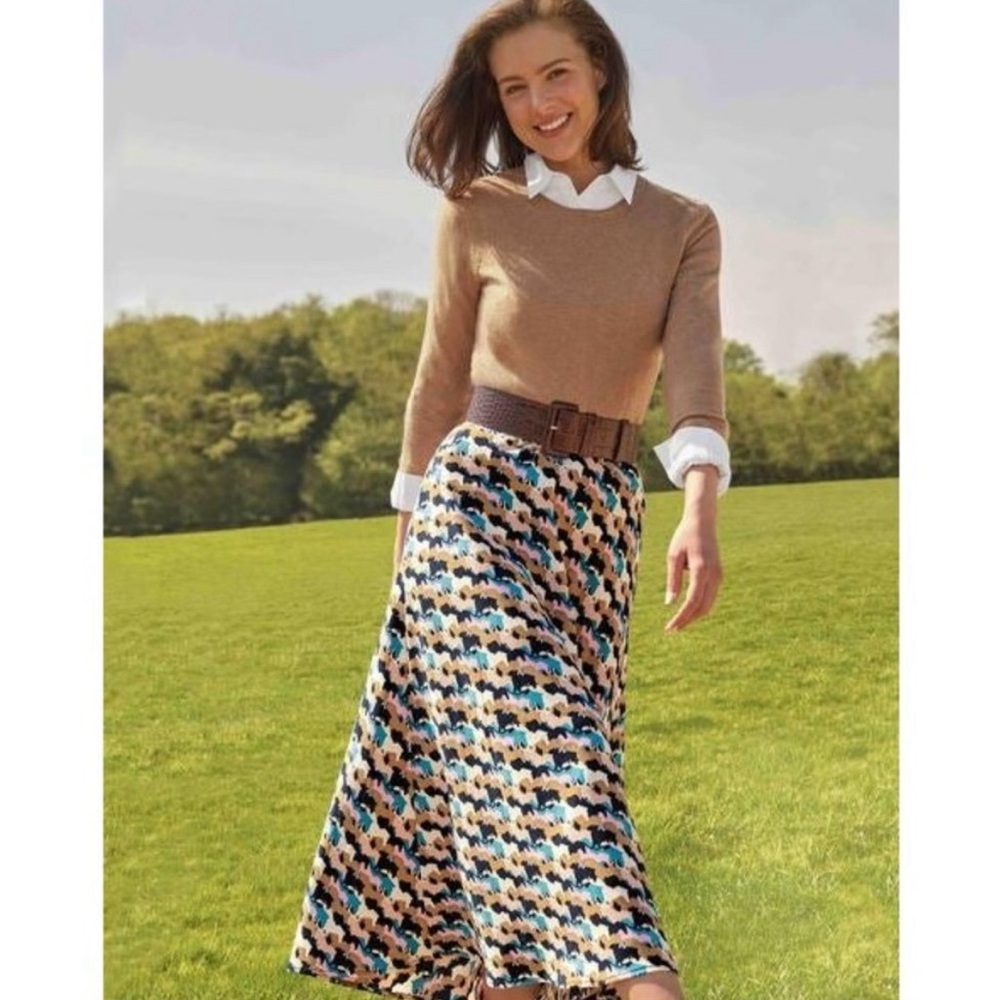 EUC! Boden Abstract Carousel Print Midi Skirt
